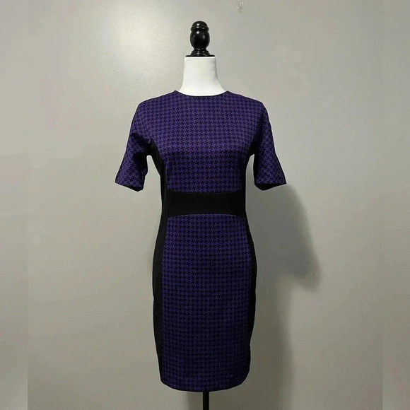 MICHAEL Michael Kors Short Sleeve Sheath Dress - Houndstooth Pattern - Picture 3 of 14